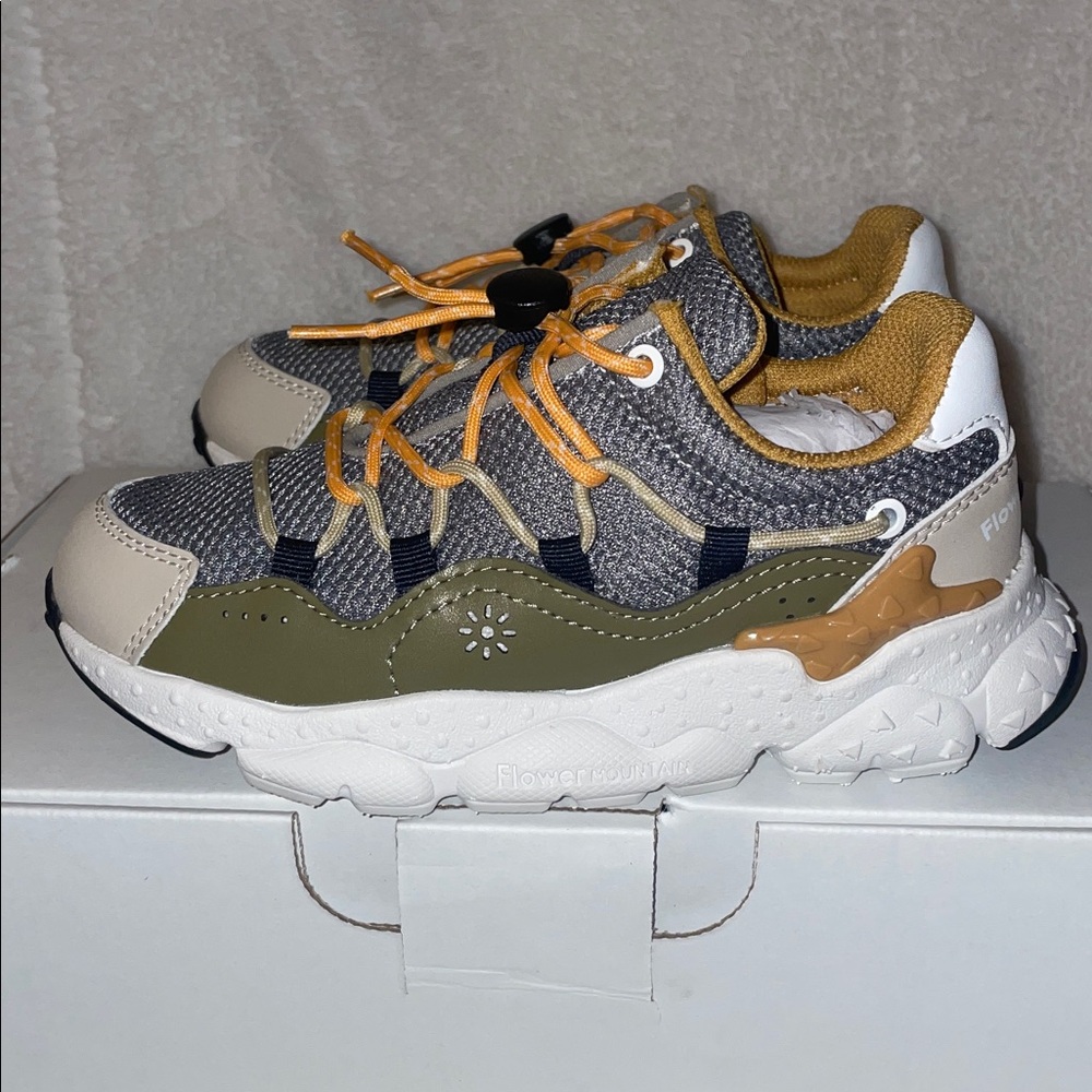 NWT Flower Mountain Raikiri Junior Sneaker in Beige-Taupe-Orange - Picture 10 of 13